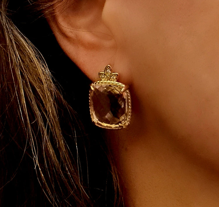 Aros cuarzo rosado oro puestos - joya graduación matrimonio