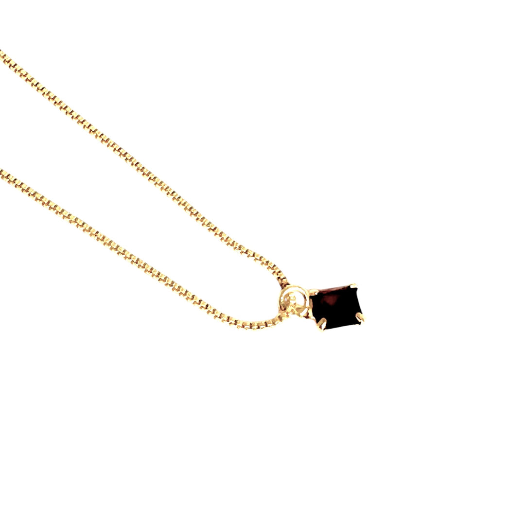 Collar Punto De Luz Cuadrado Rubí Oro