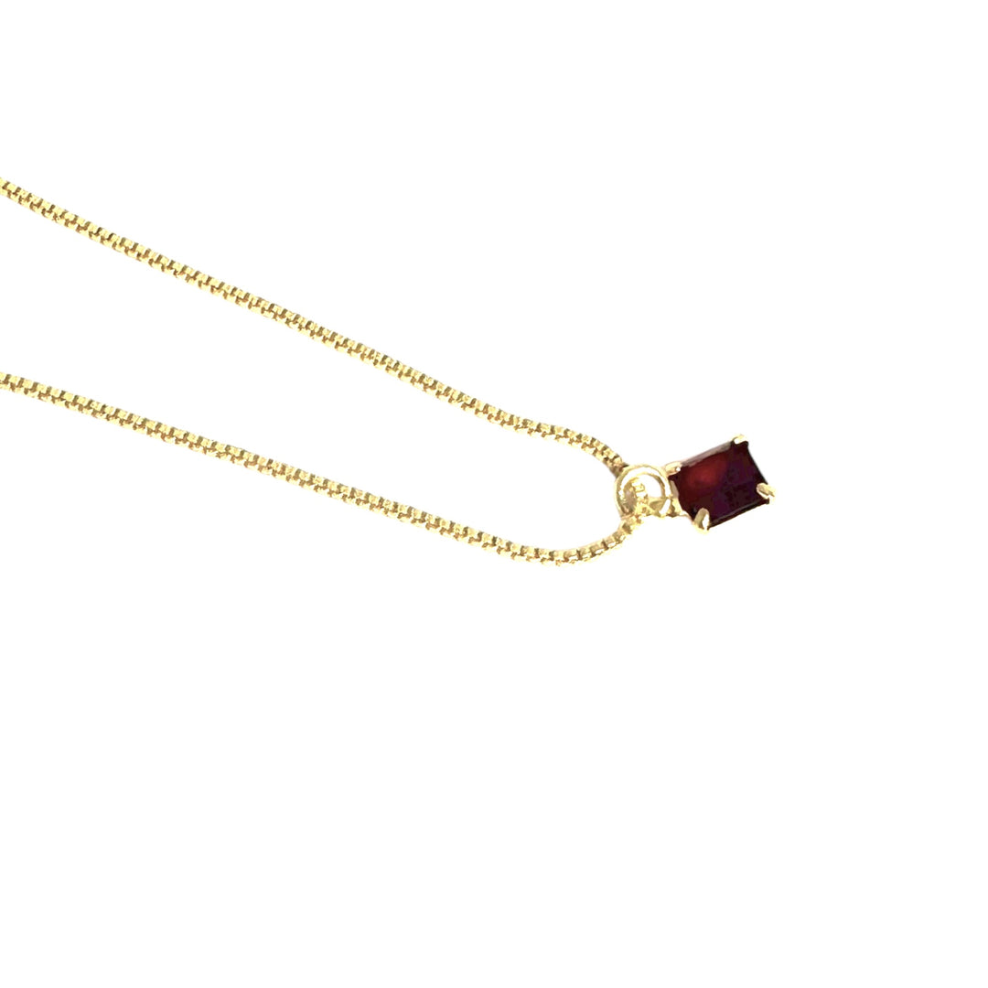 Collar Punto De Luz Cuadrado Rubí Oro