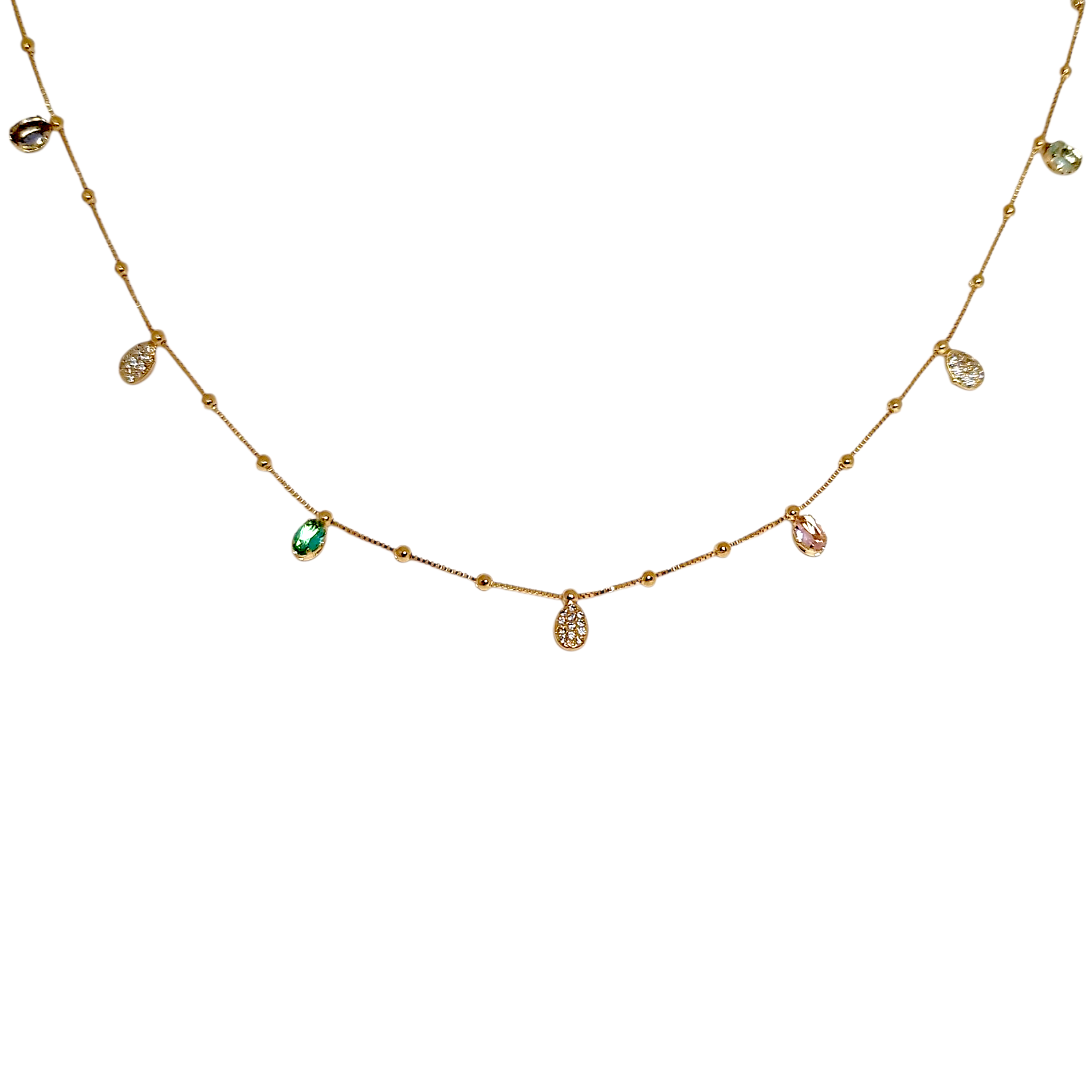 Detalle collar Lourdes oro 18k - joya sofisticada eventos