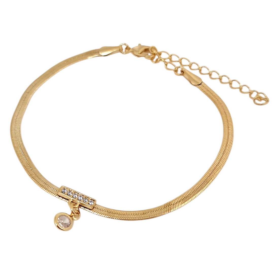 "Pulsera Punto de Luz Cinta Oro 18k - Detalle del diseño de cinta"