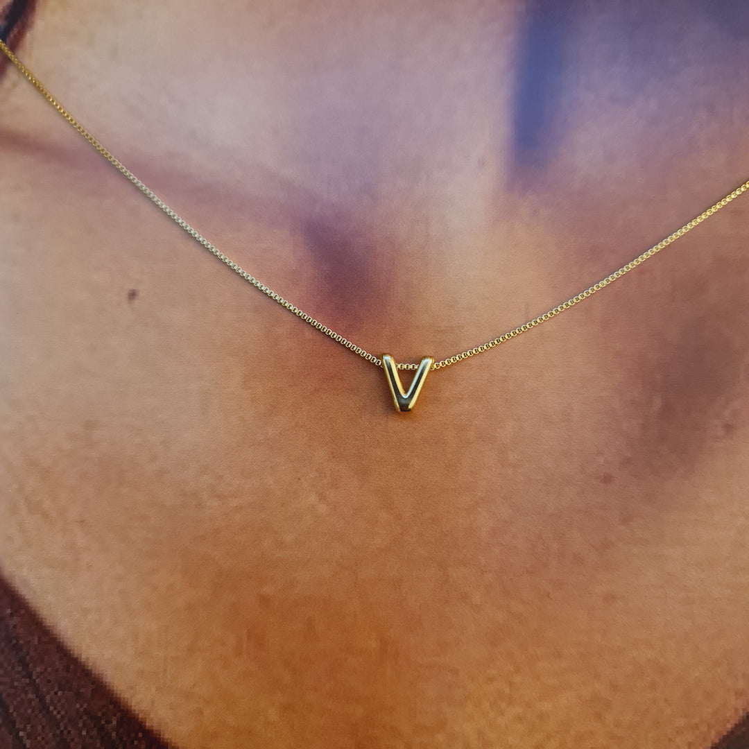 Collar Inicial Lisa Oro