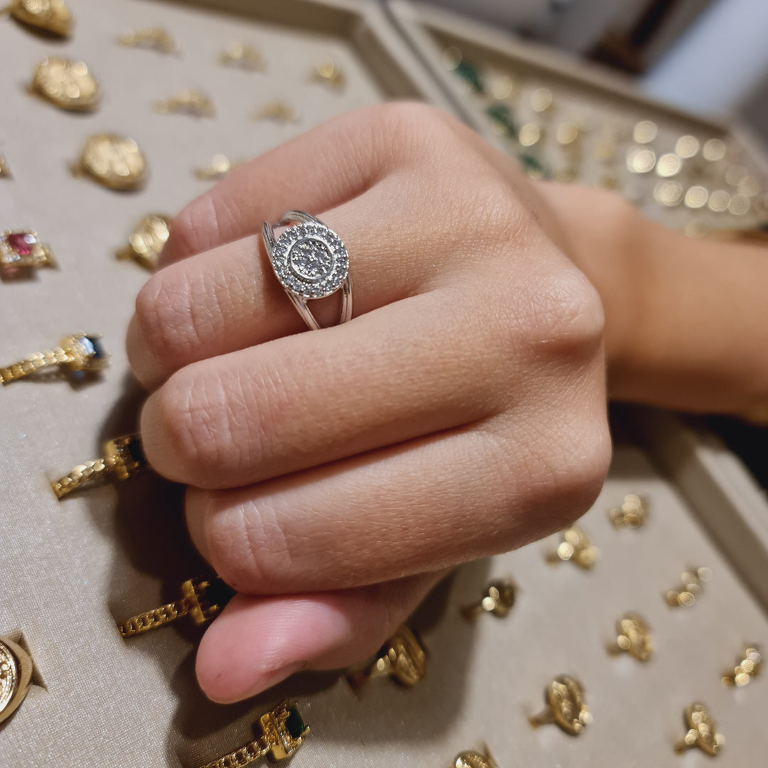 Anillo Luz Maria Platino