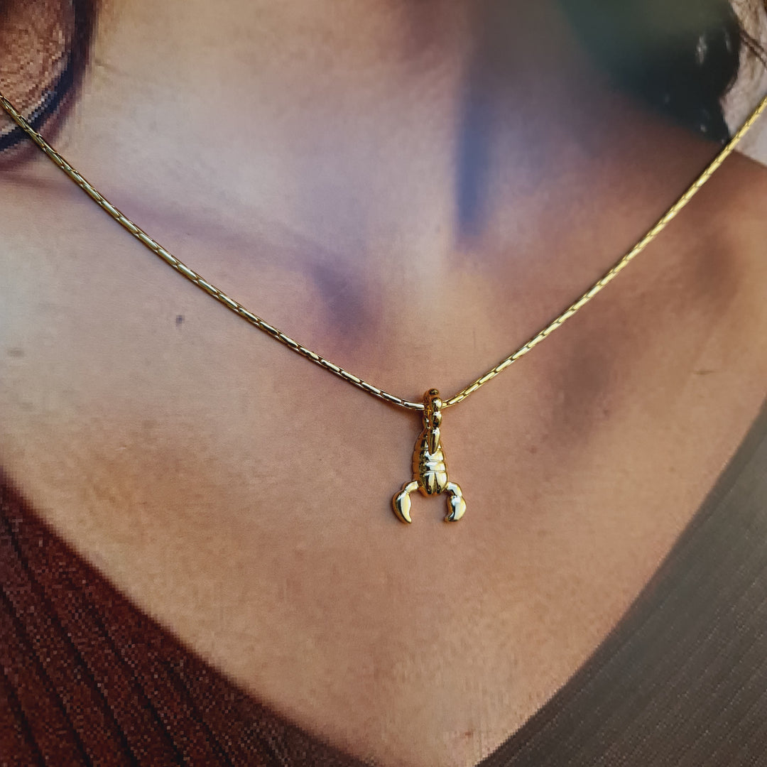 Collar Escorpión Oro