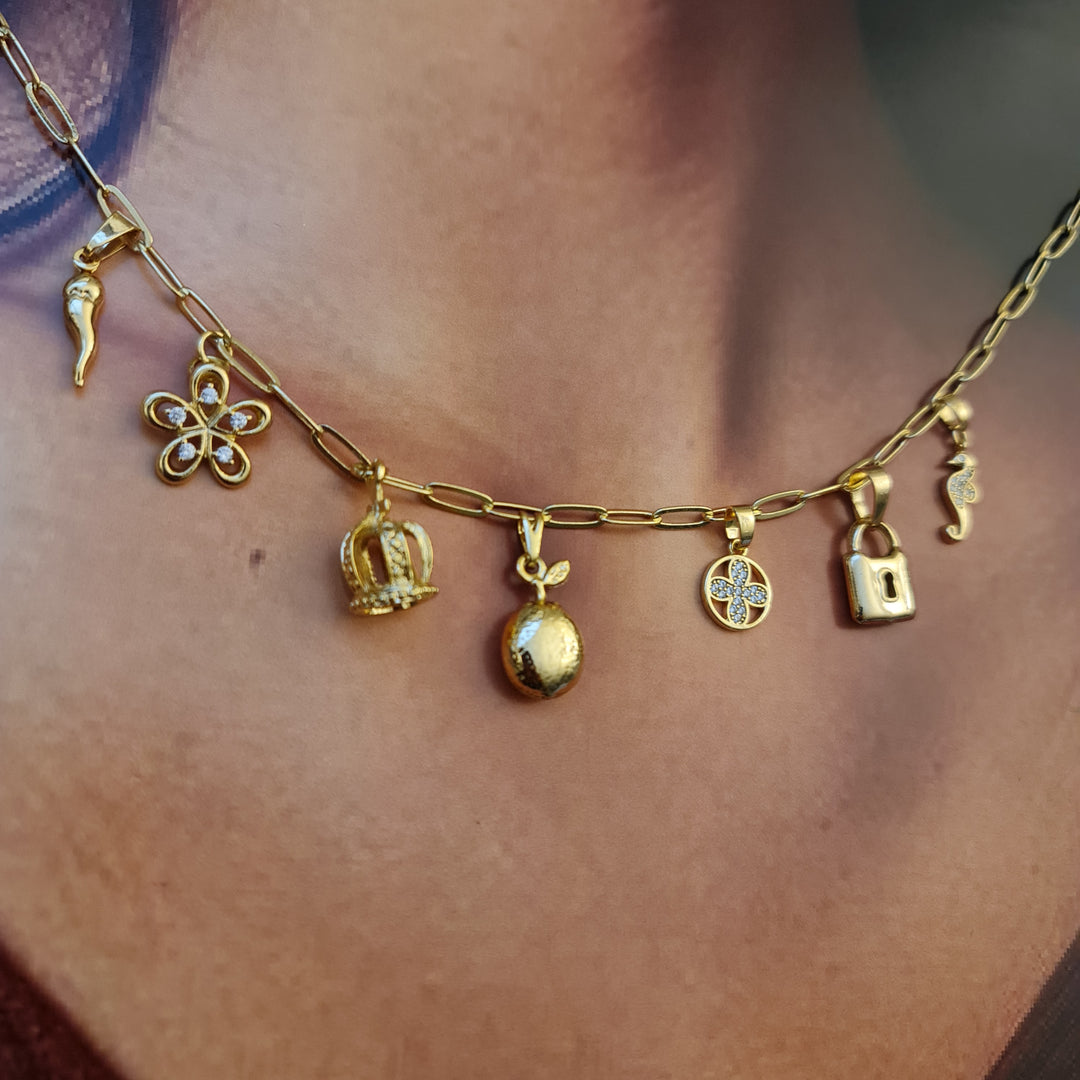 Collar Alejandra Oro