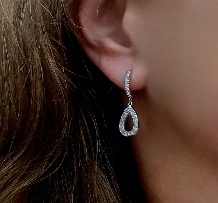 Aros flor azul plata puestos - joya graduación fiesta