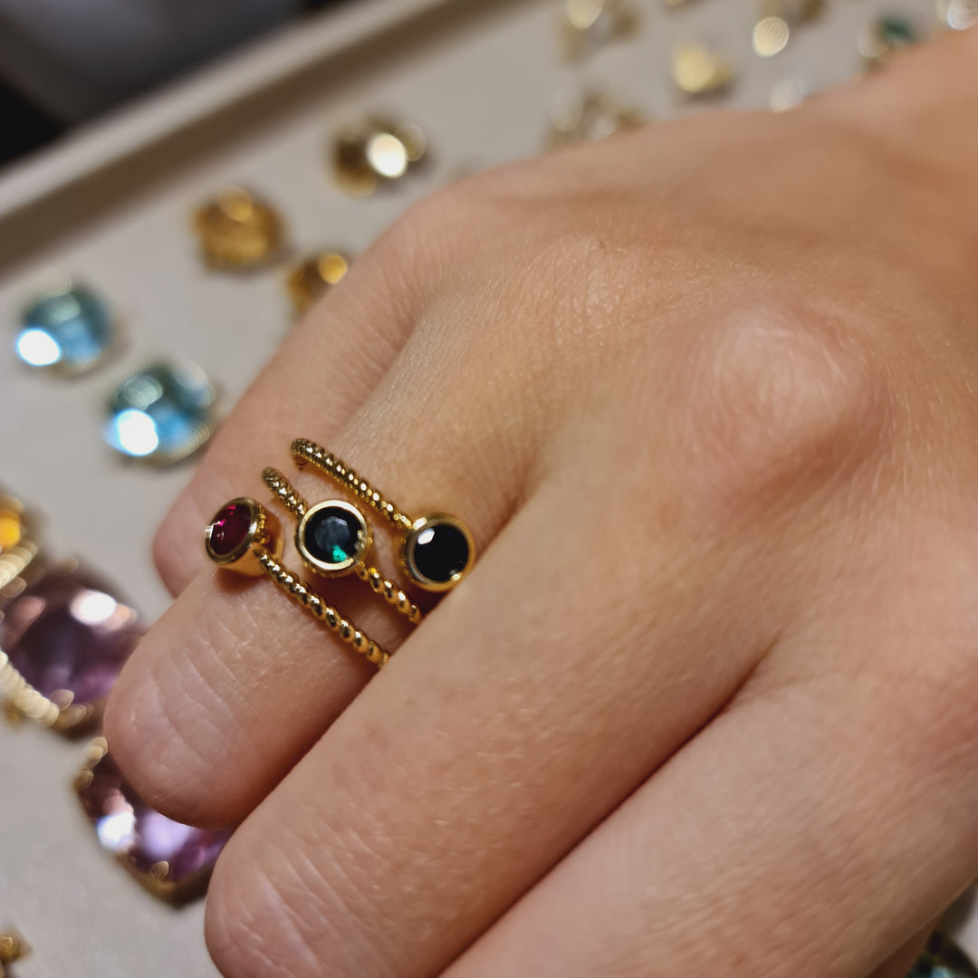 Anillo Pilar Záfiro Oro