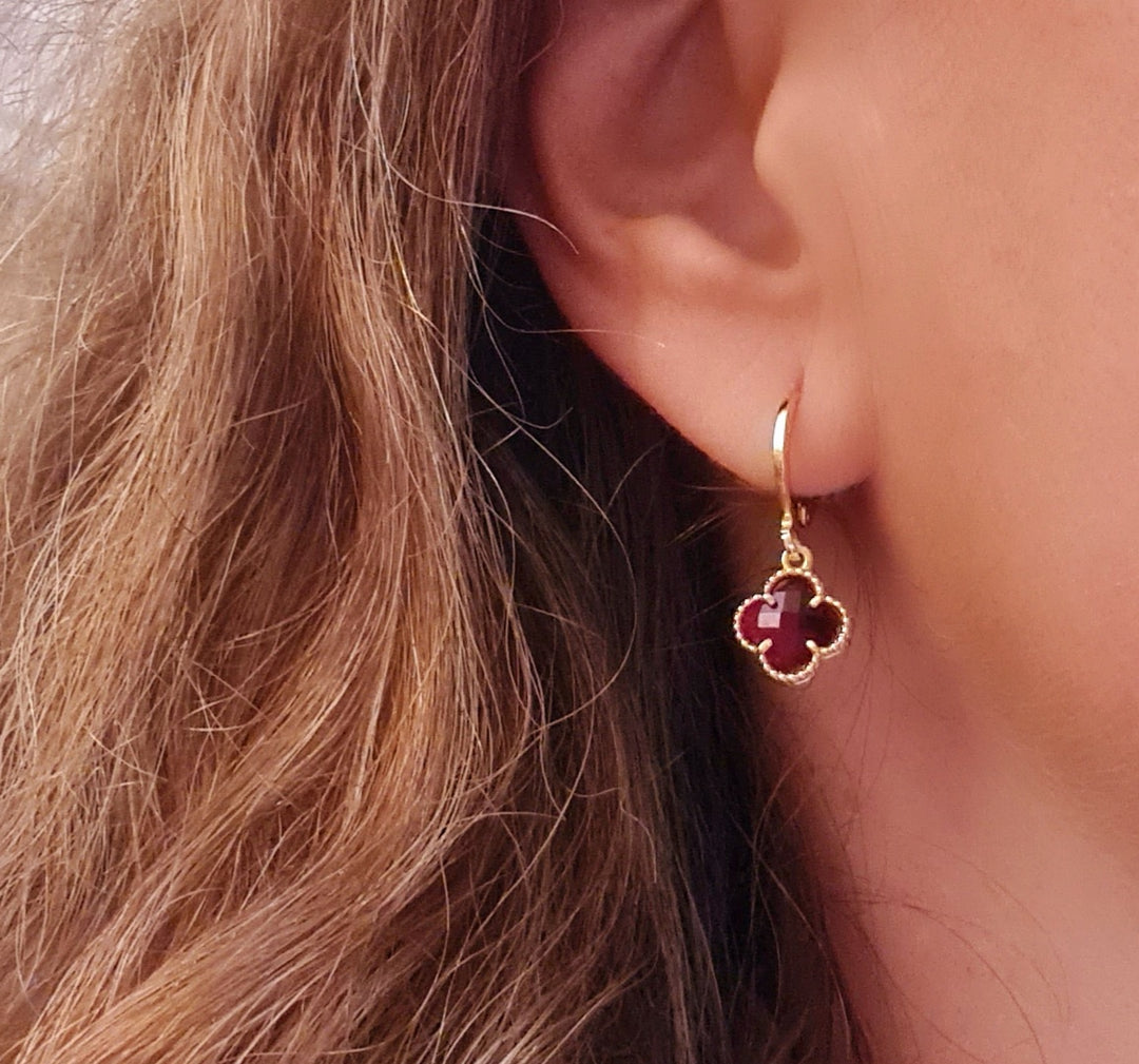 Aros Flor Rubí Oro