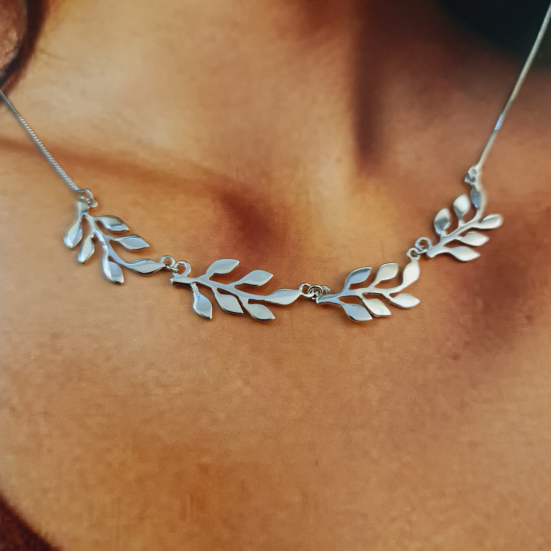 Collar Roma Platino