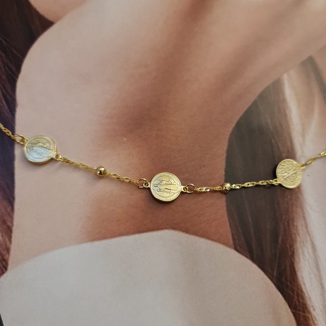 PULSERA SAN BENITO PELOTITAS ORO