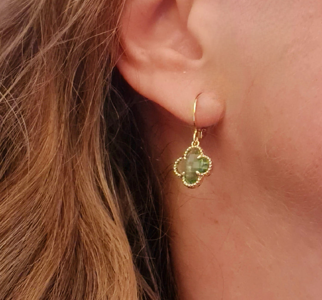 Aros Trébol Pistacho Oro
