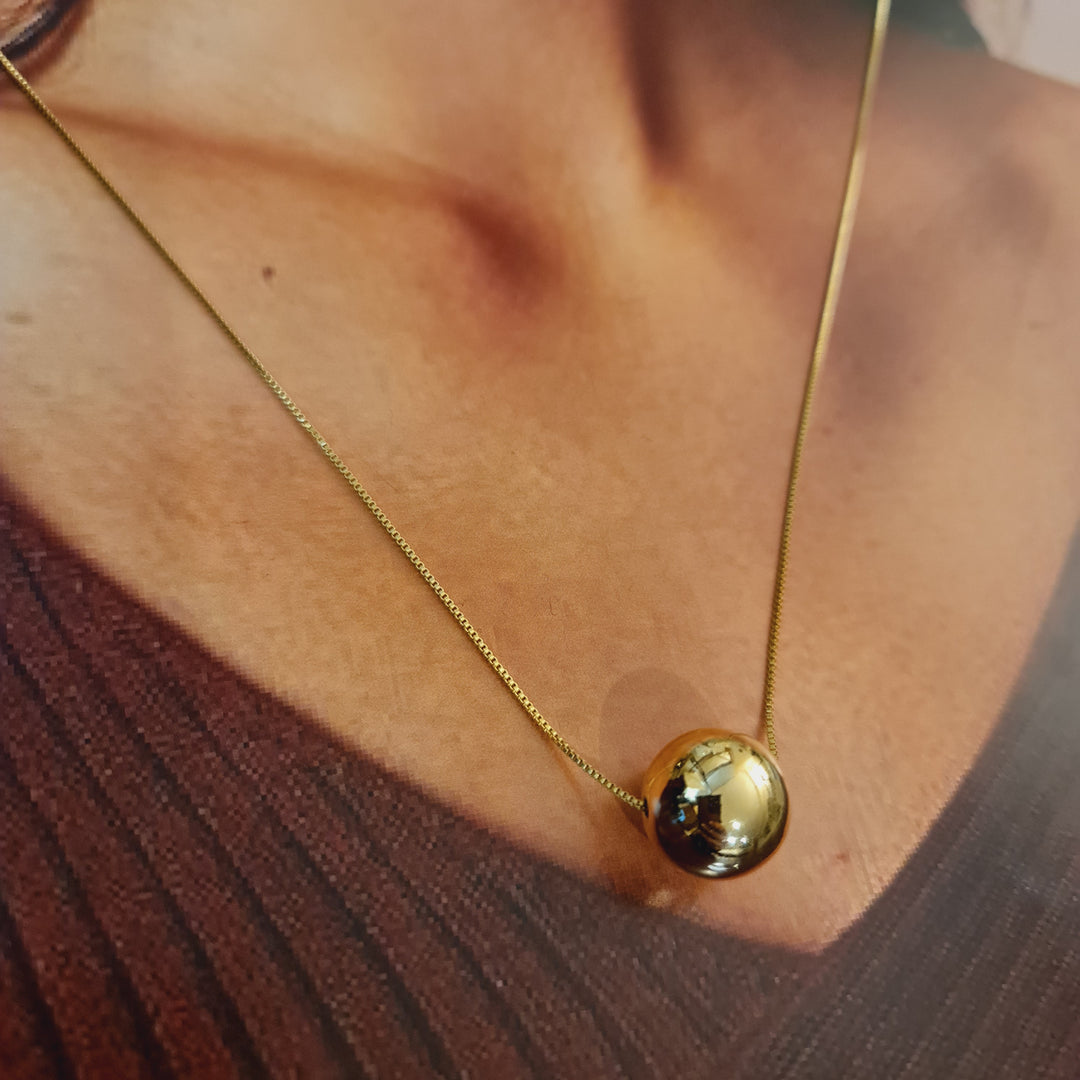 Collar Esfera Laura Oro