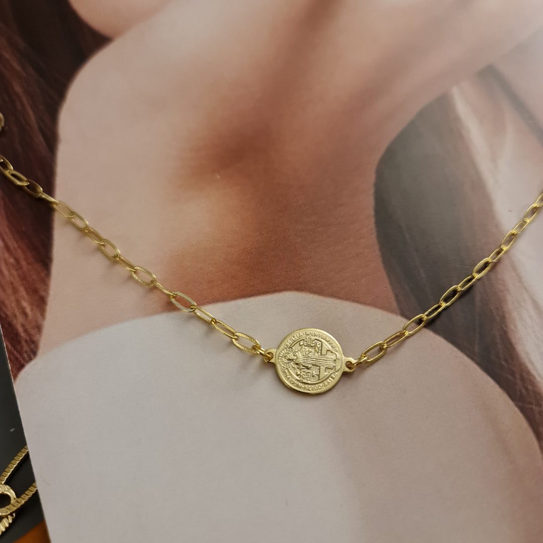 Pulsera San Benito Con Cruz Oro