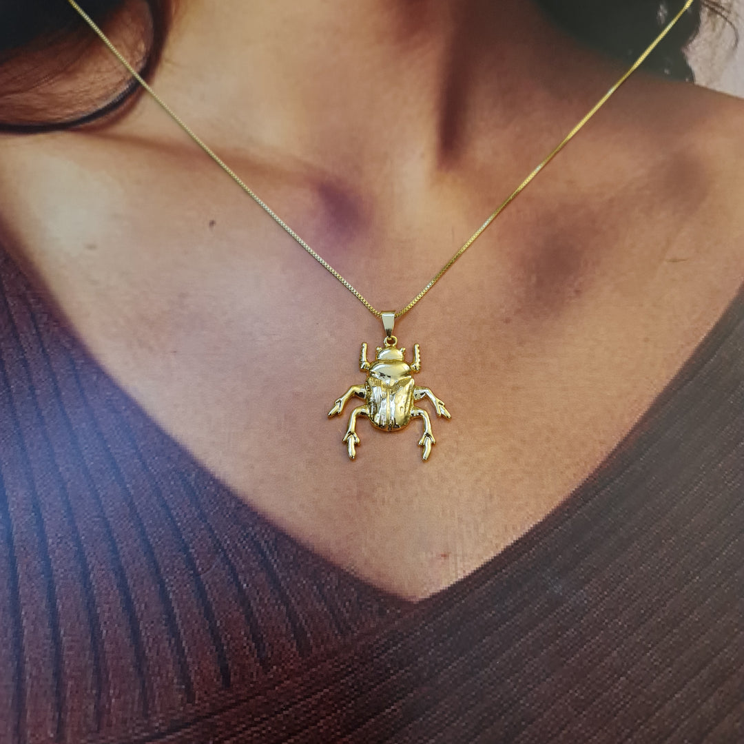 Collar Escarabajo M Oro
