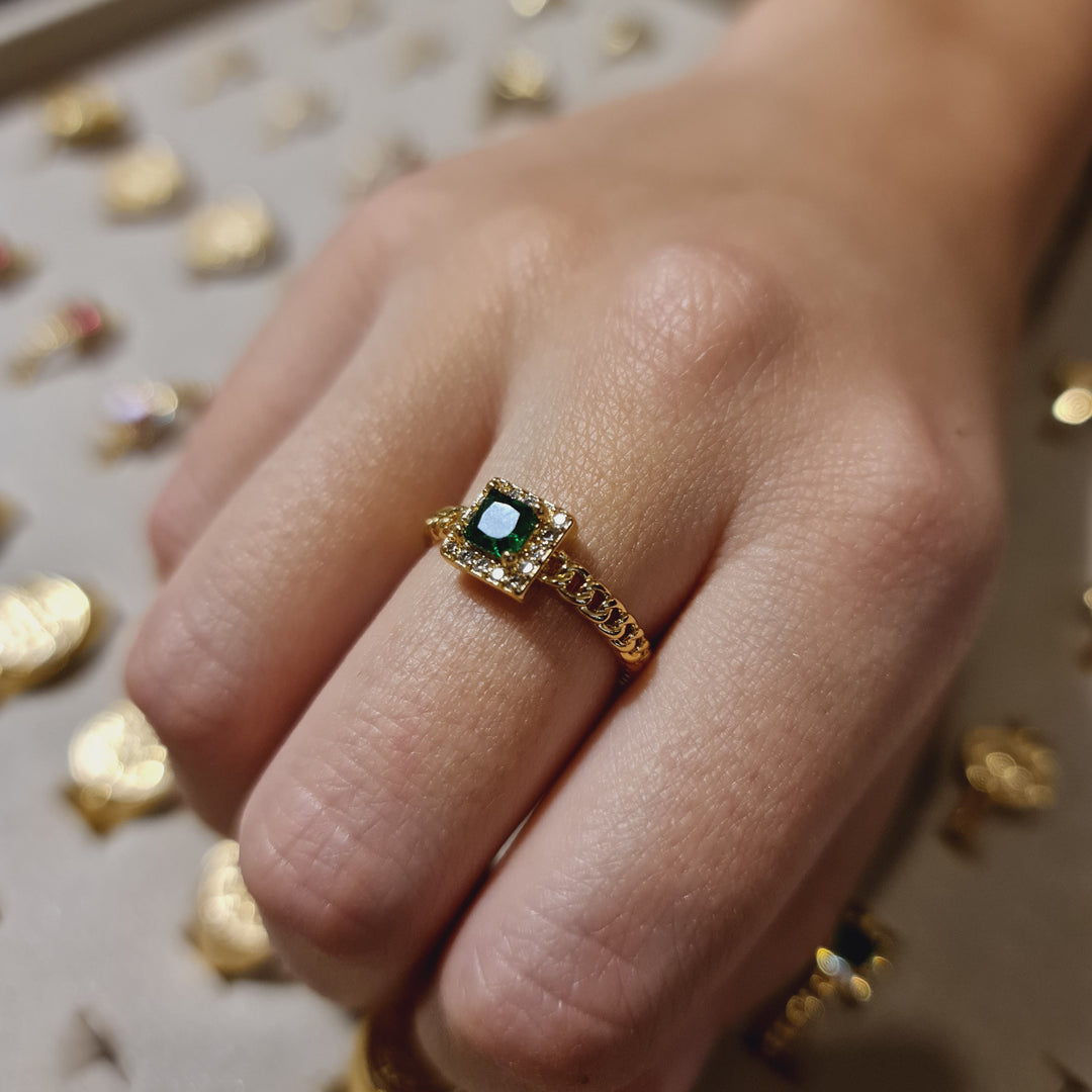 Anillo Sofía Esmeralda Oro