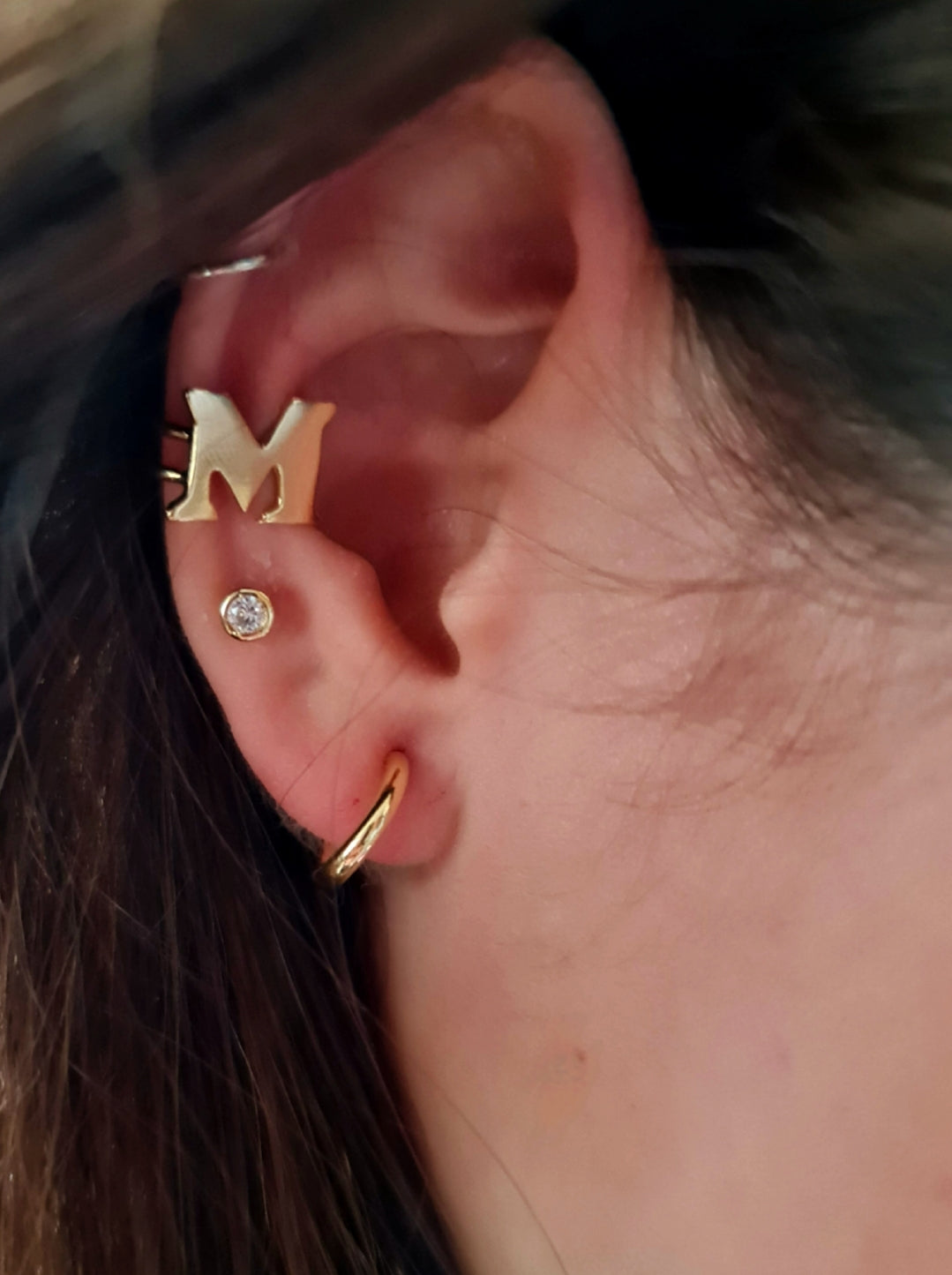 EARCUFF INICIALES ORO